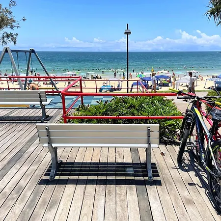 Sun, Surf, And Sand At Parkyn! Mooloolaba Exterior photo