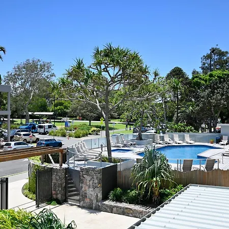 Sun, Surf, And Sand At Parkyn! Mooloolaba Exterior photo