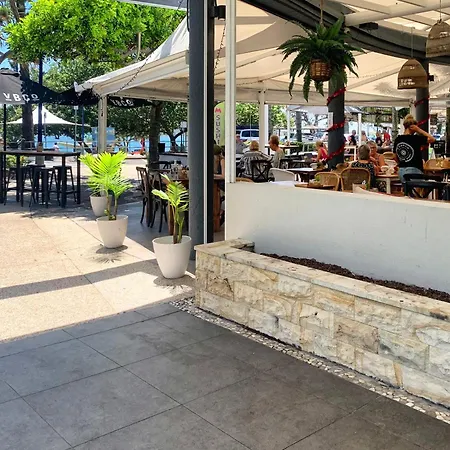 Sun, Surf, And Sand At Parkyn! Mooloolaba Exterior photo