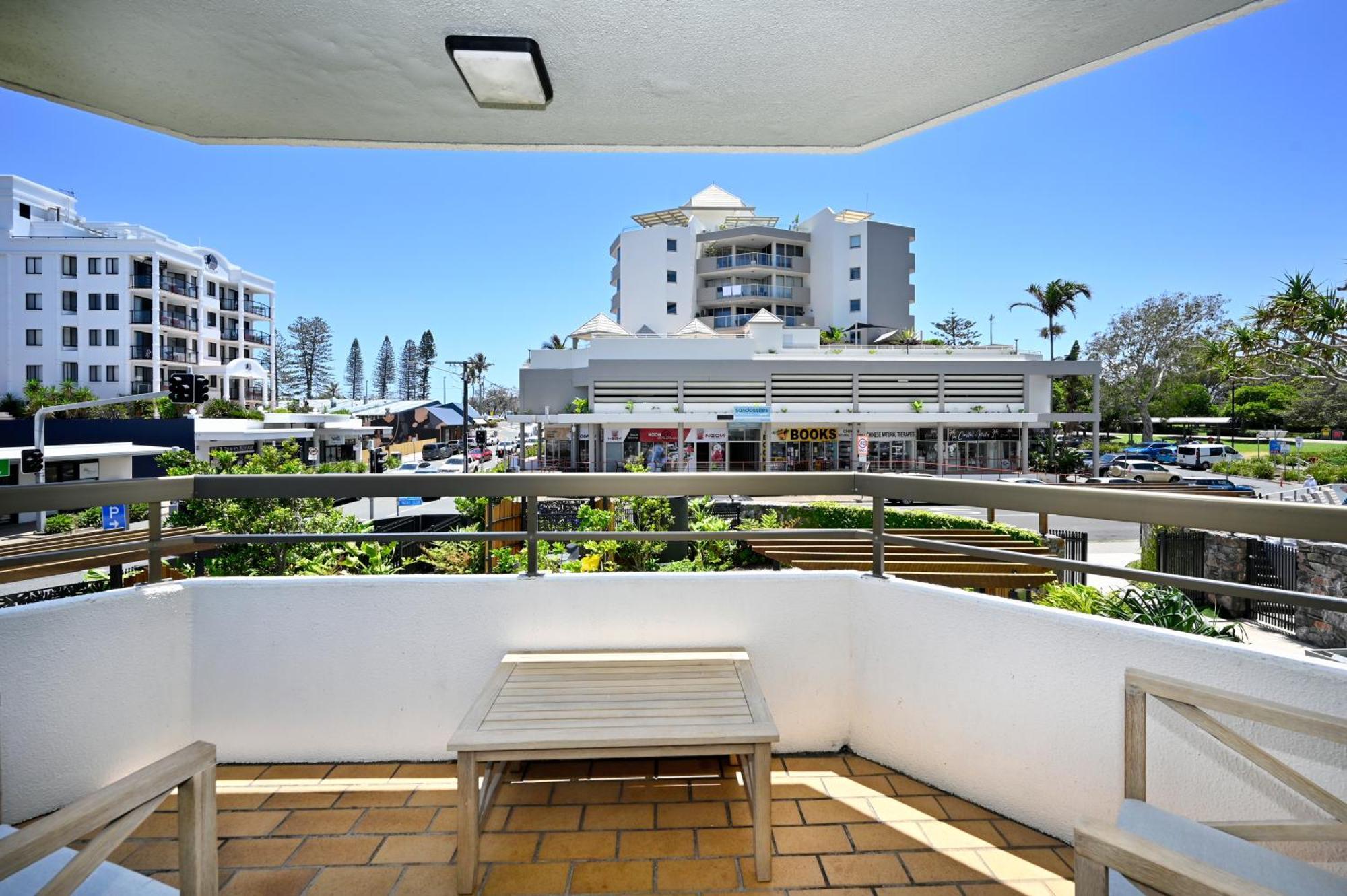 Sun, Surf, And At Parkyn! * Mooloolaba